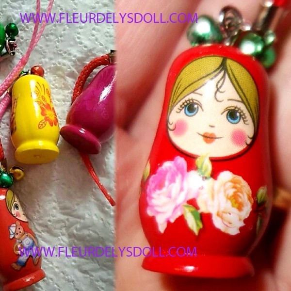 miniature russian dolls