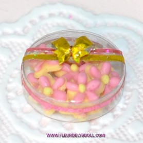 FRENCH COOKIES IN BOX MINIATURE BARBIE FASHION ROYALTY BLYTHE PULLIP DIORAMA DOLLHOUSE 1/12