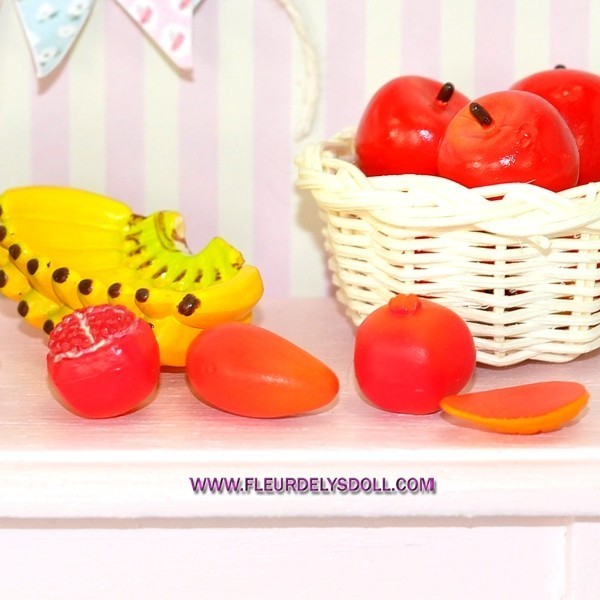 BUNCH OF 16 BANANAS SET FRUIT DOLL MINIATURE STODOLL OB11 BARBIE BJD