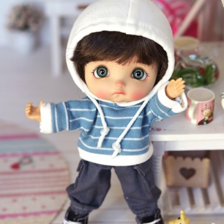 SUPREME HOODIE SWEATER OUTFIT FOR DOLL OB11