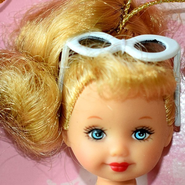 KELLY BATHING SUIT BARBIE SISTER DOLL RETRO NOSTALGIC FAVORITES GIFTSET