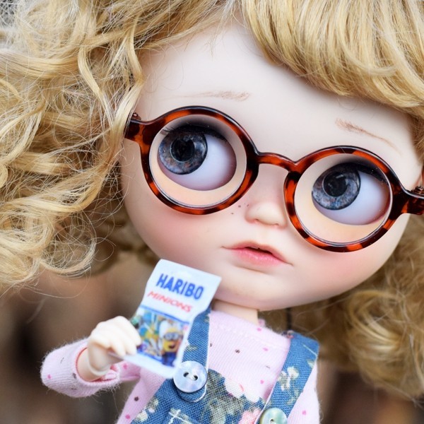 Amazon.com: jojofuny 16pcs Doll Flower Sunglasses Miniature Doll Glasses  Mini Eyeglasses Doll Eyewear Fancy Dress Costume Accessories for Boy Girl  Dolls : Toys & Games