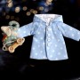 ADORABLE PETIT MANTEAU BLEU A POIS POUR POUPÉE BJD DOLL LATI YELLOW PUKIFEE IRREALDOLL ET AUTRES PETITES POUPEES DE MEME TAILLE