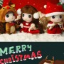 PETITE POUPEE 9 CM CADEAU NOEL DANS SA BOULE POUR LE SAPIN OU POUR JOUER
