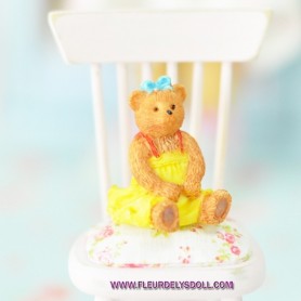 LOVELY RESIN BEAR MINIATURE LATI YELLOW BARBIE FASHION ROYALTY BLYTHE PULLIP PUKIFEE DIORAMA 1:6
